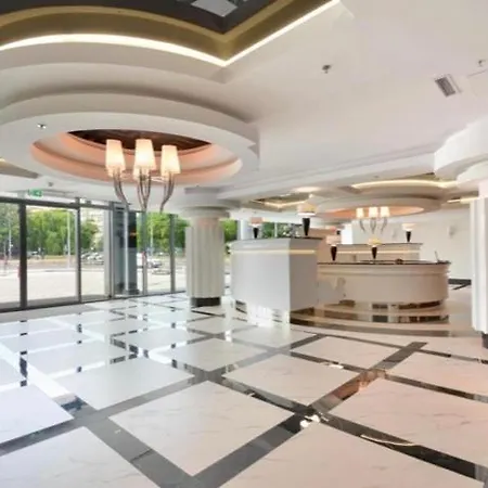 Apartment Hanza Tower Downtown 20 Pool & Jacussi & Sauna
