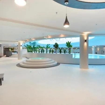 Hanza Tower Downtown 20 Pool & Jacussi & Sauna Stettin